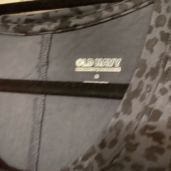 Old navy maternity dress- size medium - Picture 4 of 4